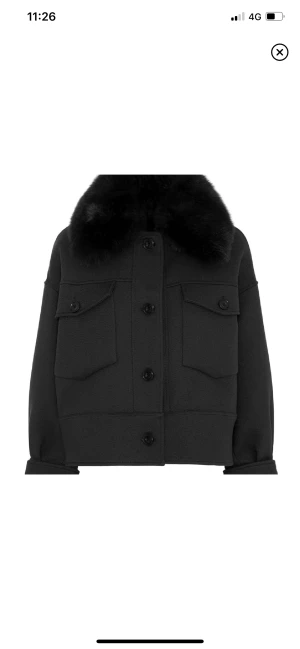 meotine kappa - lånade bilder! skriv privat för egna 💗 det här är ENDAST en intressekoll på min sjukt fina meotine kappa som är slutsåld på hemsidan. Vill se hur mycket jag kan få för den 💗Inga defekter 💗Använd men i princip nyskick 