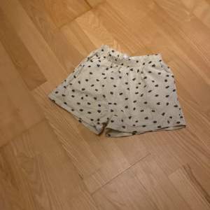 Bra skick. De är nästan nya. Använda kanske typ två gånger 