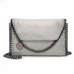 Stella mc liknande väska - Helt ny, använd endast få gånger, bra skick och inga skador eller liknande! Säljer för 300🤍 kan skickas! Skriv för egna bilder! Vill bli av med så fort som möjligt!