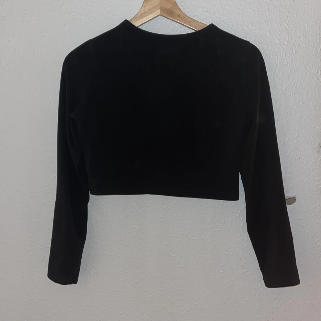 Målad svart croptop  - 91