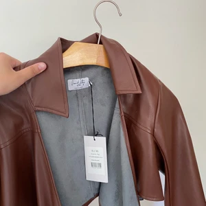 Top - Supersnygg topp. Aldrig använd! Frakt tillkommer!😍💖🌟Betalning sker ENDAST med SWISH! TRYCK INTE KÖP NU!