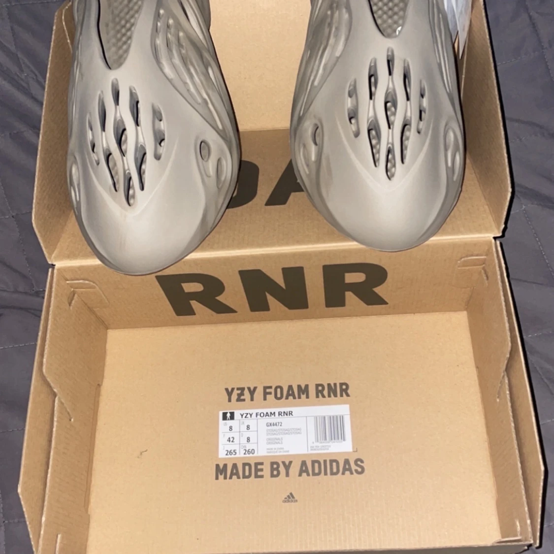 Yeezy Foam Runner (Foam RNNR Stone Sage) - 90