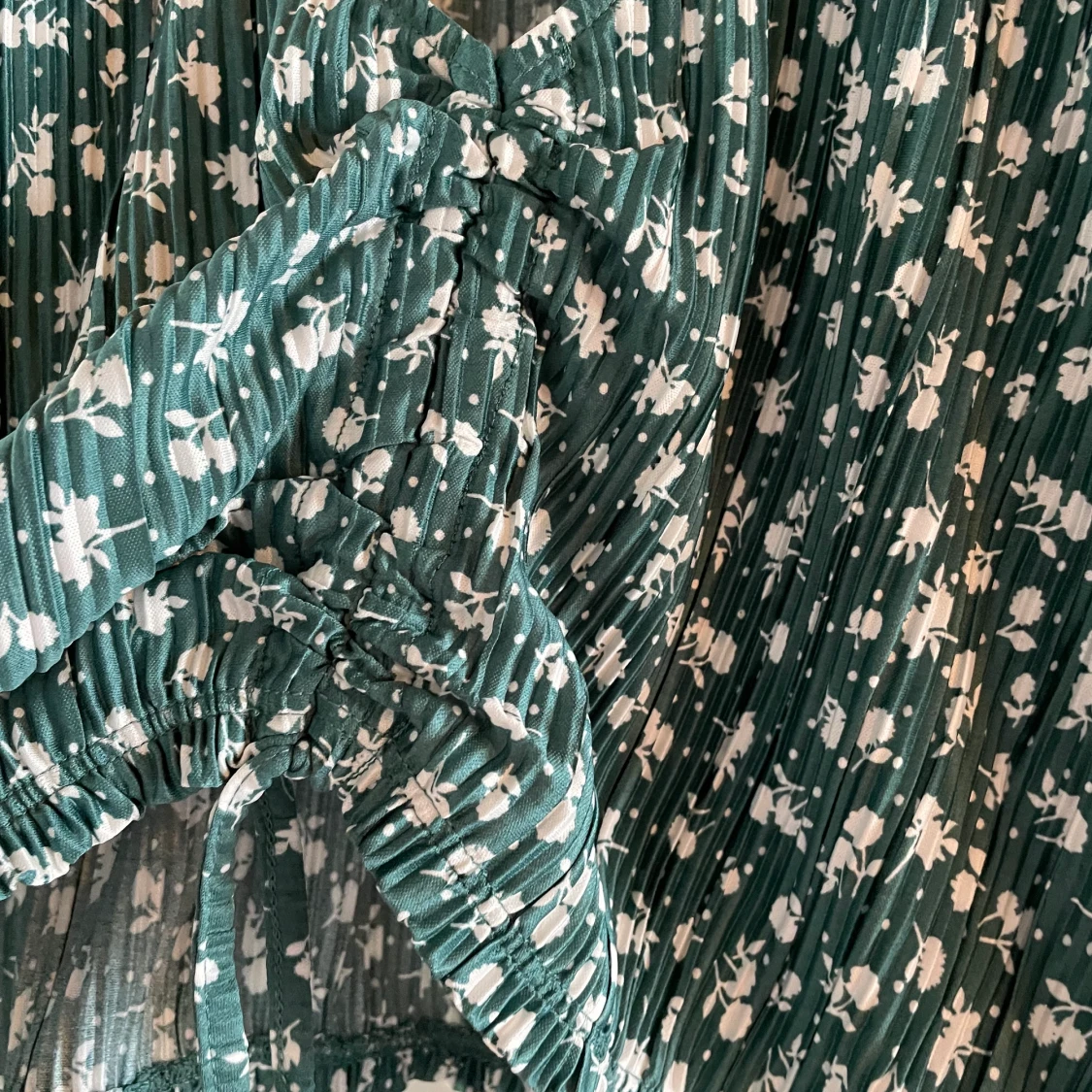 Plisserat set hm  - 91