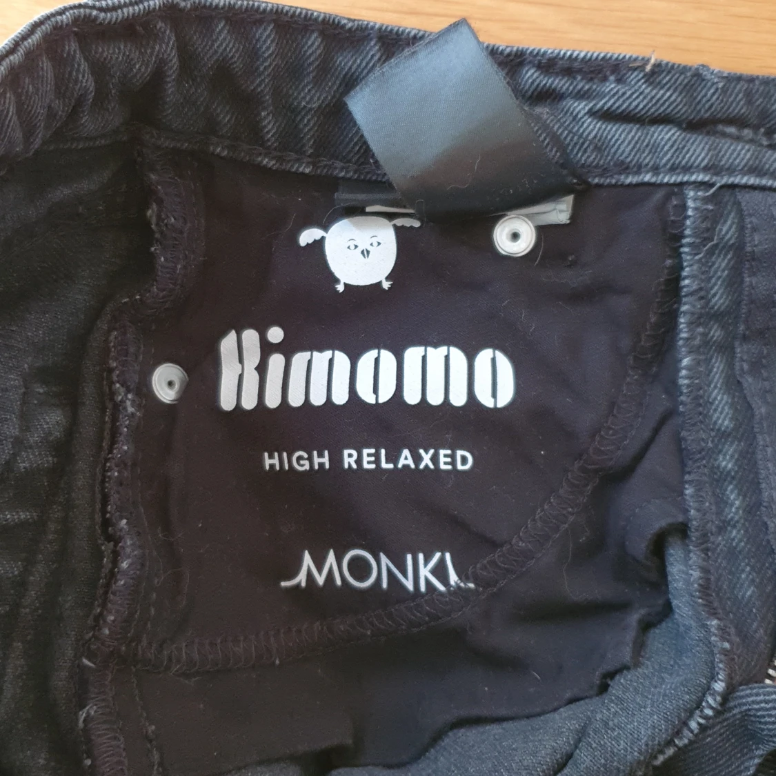 Högmidjade jeans med raka ben - Monki (24) - 91