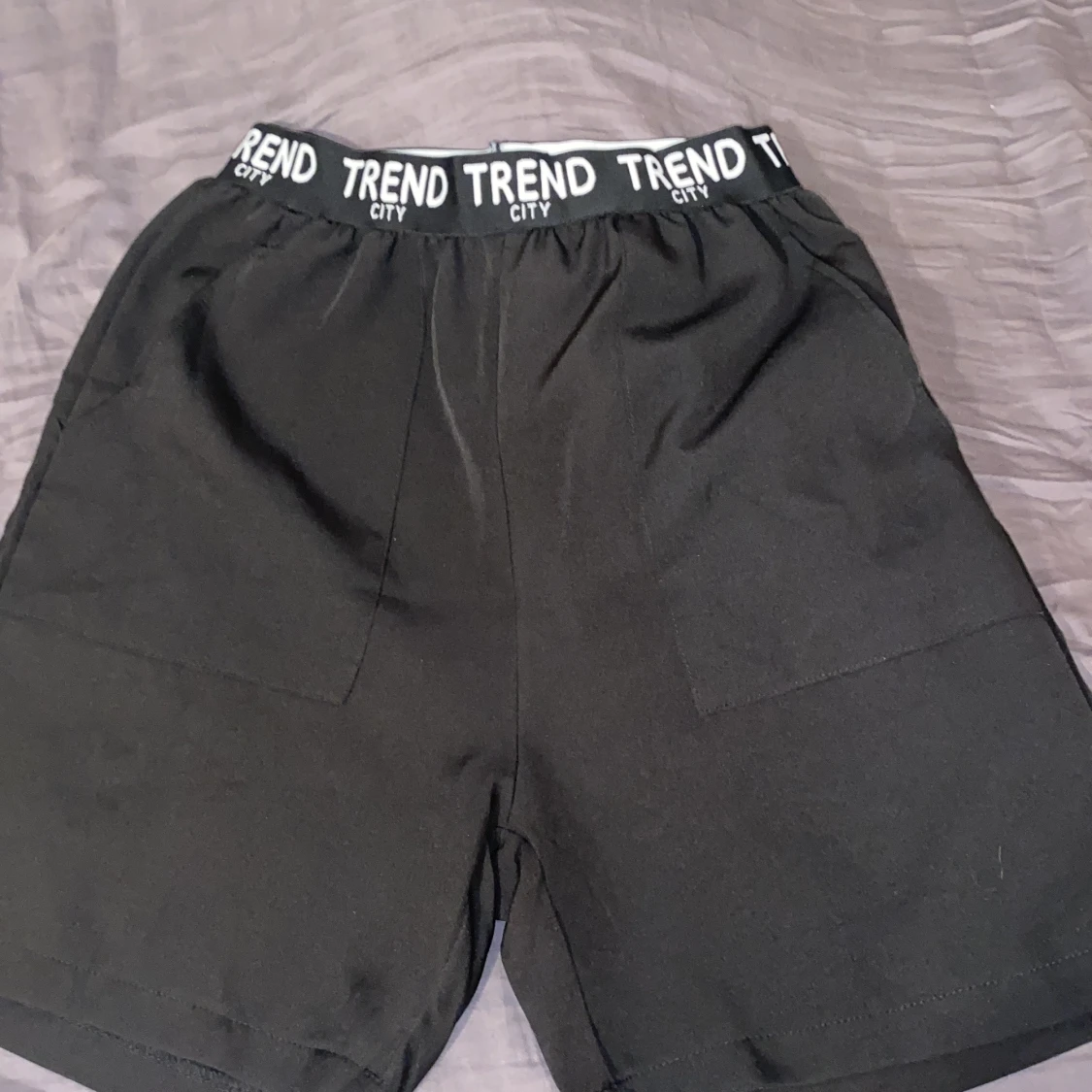 Ett par shorts från SHEIN, aldrig haft på mig de köpte de fast jag tyckte inte om dem