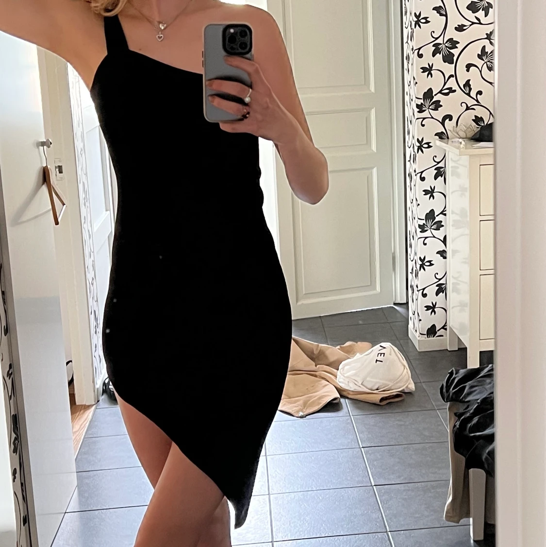 One shoulder klänning - 90