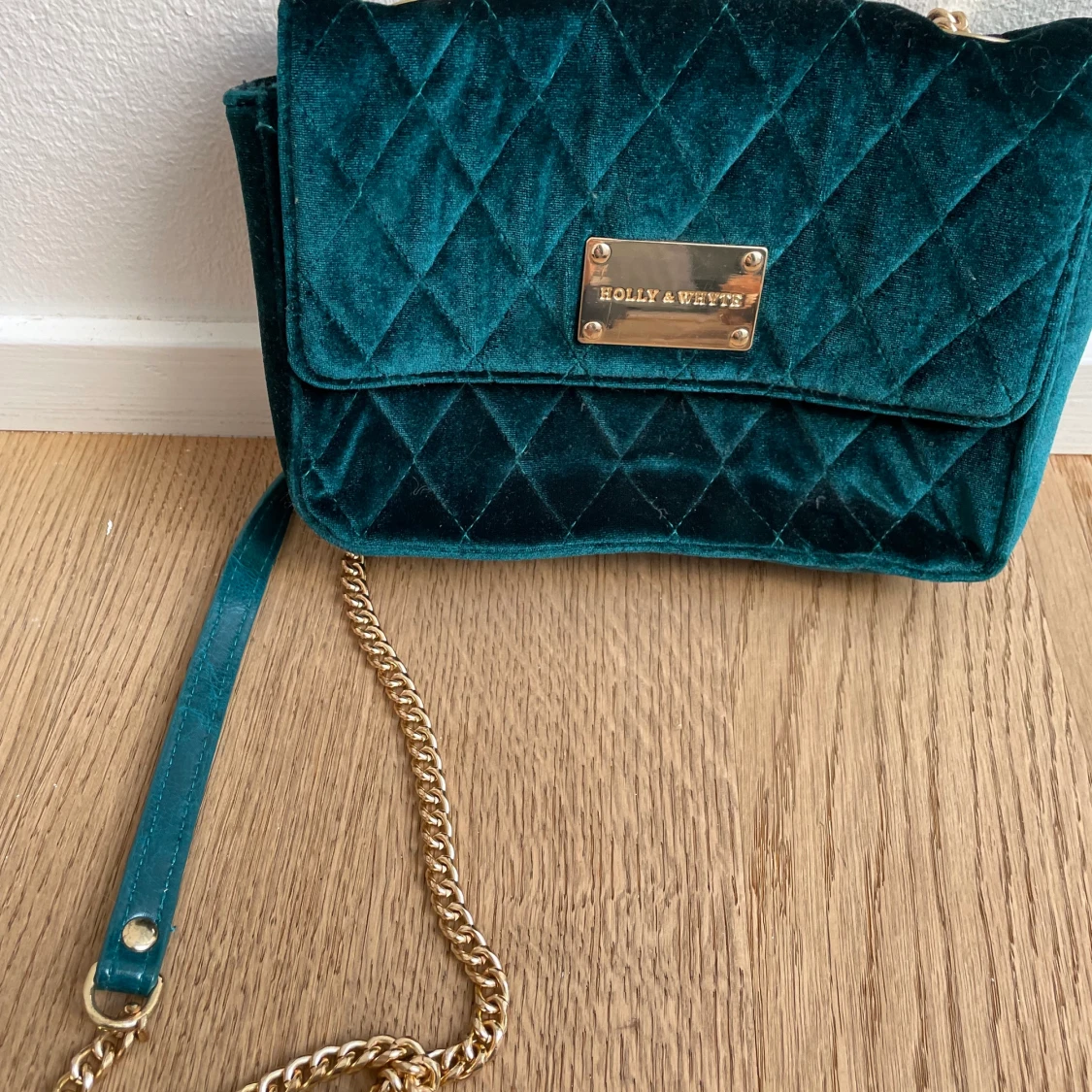 Holly&Whyte dark green i sammet väska - 90