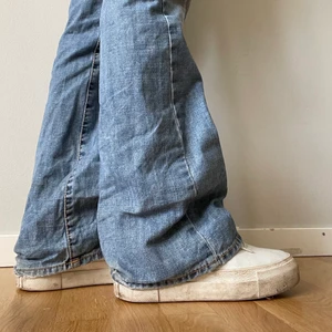 Eytysskor!! - Lite smutsiga men kan lätt tvättas bort!❤️