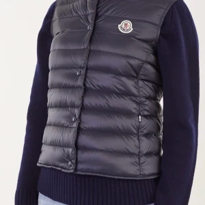 S - Söker denna jacka skriv gärna om nu har en sån💞