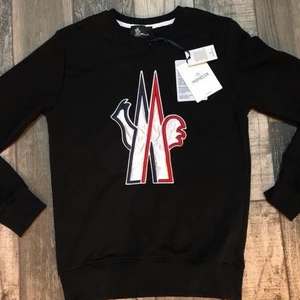 Moncler tröja - 1:1kopia, finns i alla storlekar, fungerande QR kod, fri frakt