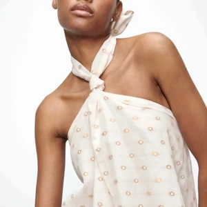 Zara Topp - Supersnygg topp från Zara                   💓Lånade bilder ifrån Zara hemsidan💓