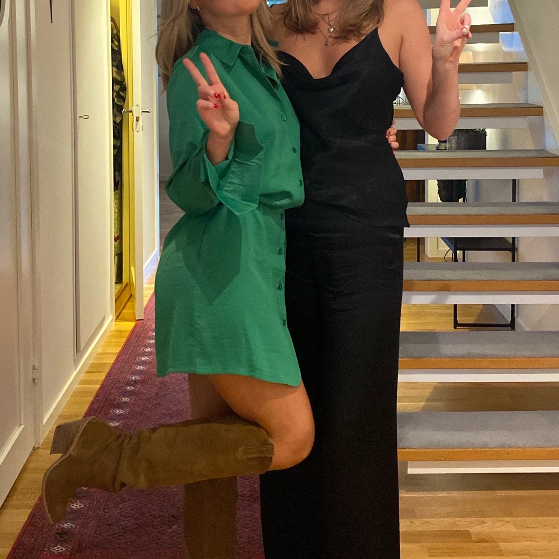 Grön satinklänning  - 91