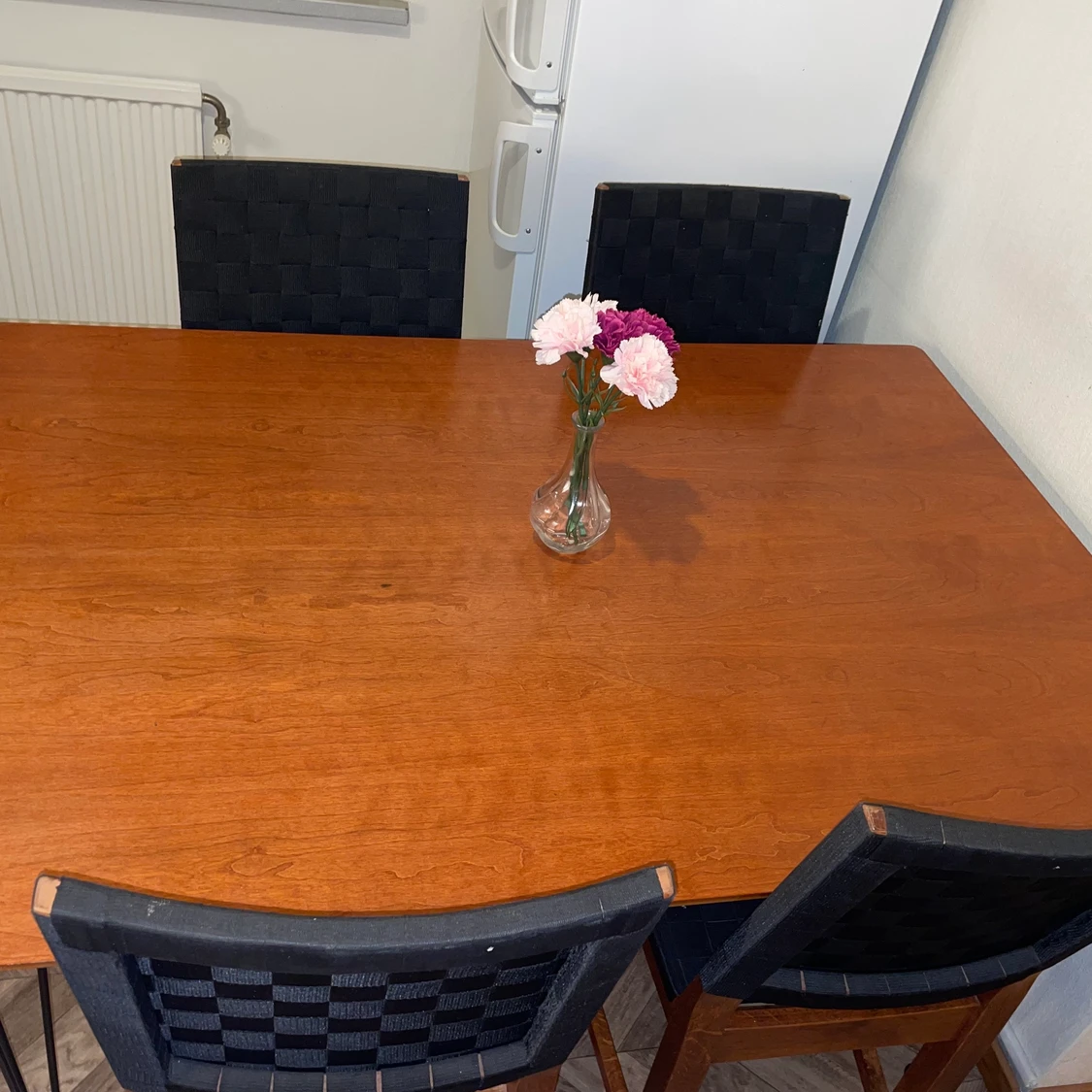 Bord med 4 stolar - 90