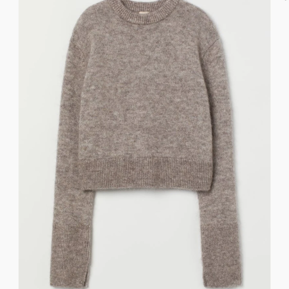 Stickad tröja i mohairmix från HM