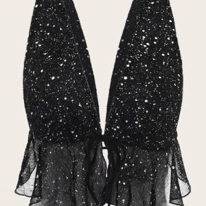 Glitter topp - Säljer min festliga snygga glitter-topp i storlek M💞passar även storlek S och L eftersom man knyter tröjan själv! Köpare står för frakten