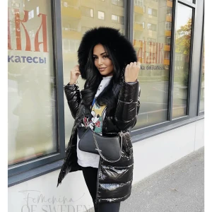 Gloss jacket  - Säljer min fina vinterjacka knappt använd🤍