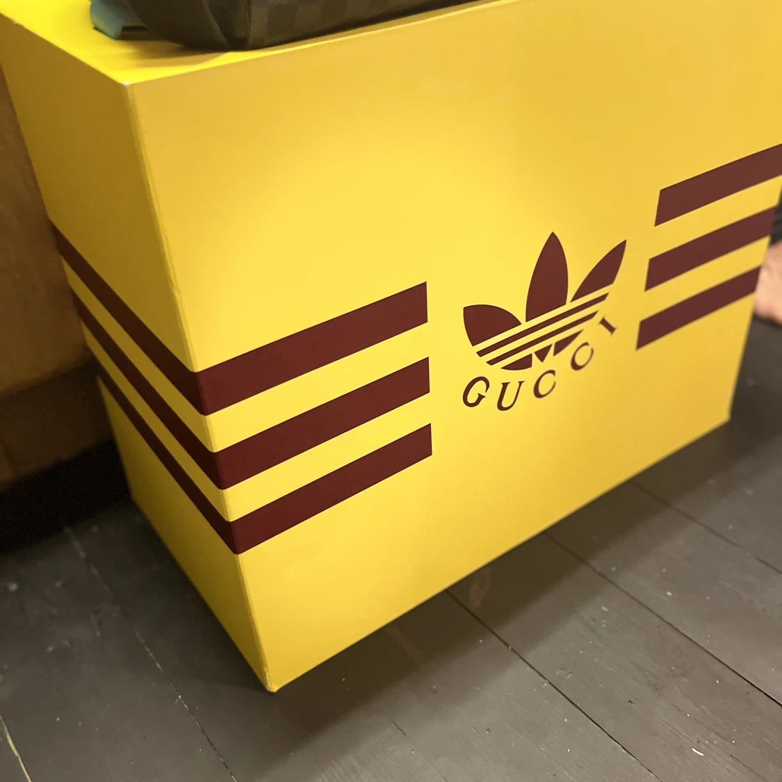 Gucci/adidas - 90
