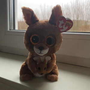 Beanie Boos (Kipper) - Den var köpt för ca 1-2 år sedan. Den är i perfect kondition, har bara suttit på en hylla. Orginal pris 70kr