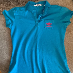 Adidas pike  - Använd endast 1 gång 