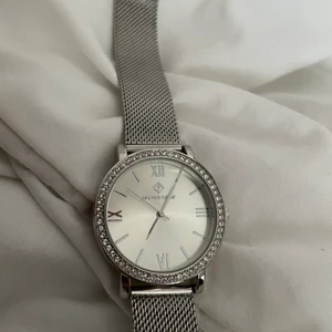 Timothy Stone klocka  - Timothy Stone indio collection klocka helt oanvänd plats kvar på baksidan 