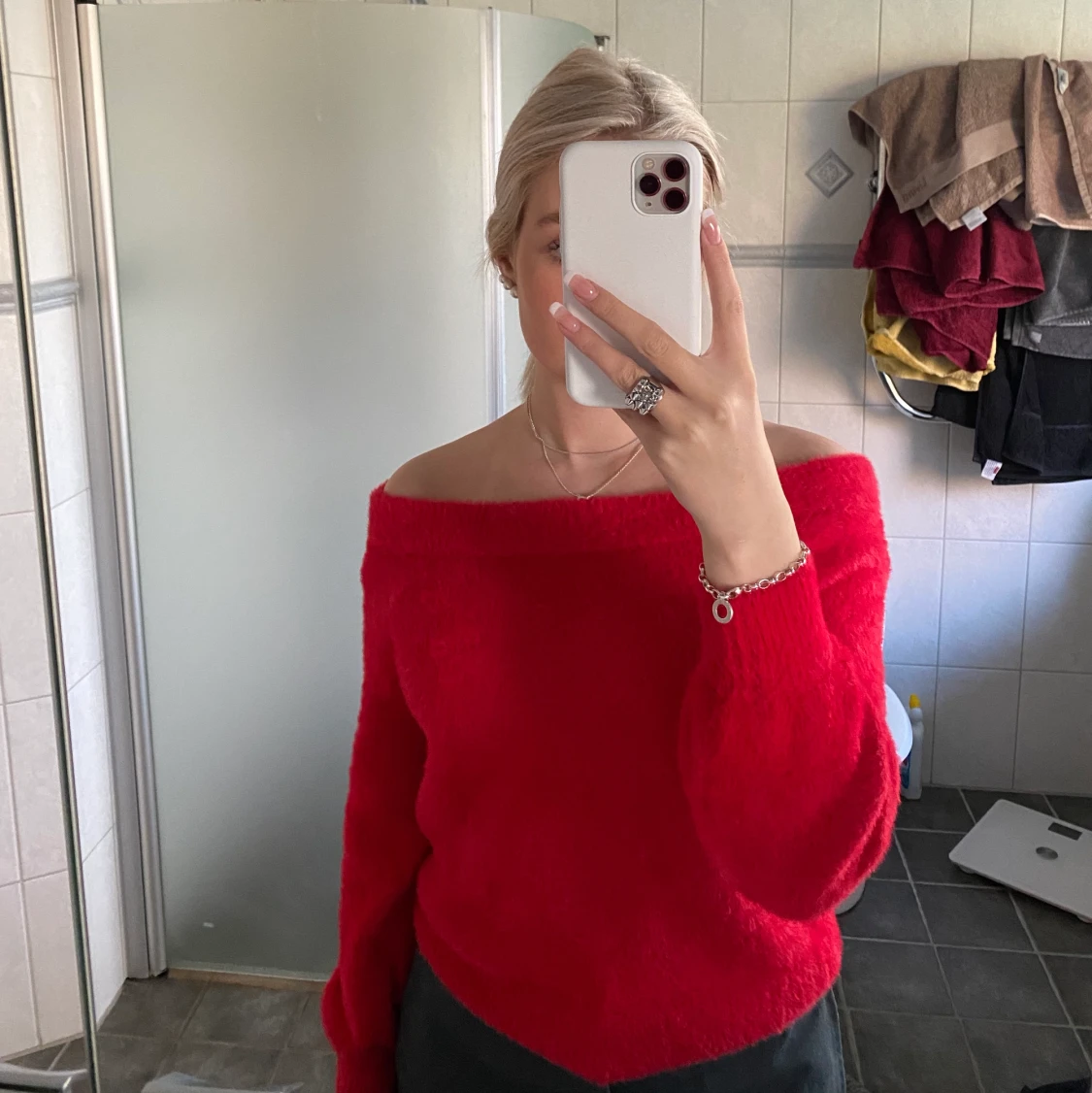 Röd tröja  - 90
