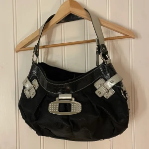 Vintage väska med rhinestones - Nyskick., aldrig använd av mig!