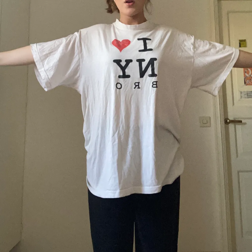 I Love Ny tröja, köpt second hand!. T-shirts.