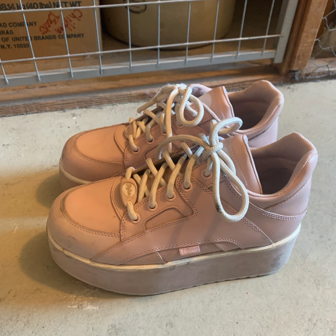 Dust pink Buffalo rising tower platform sneakers 40