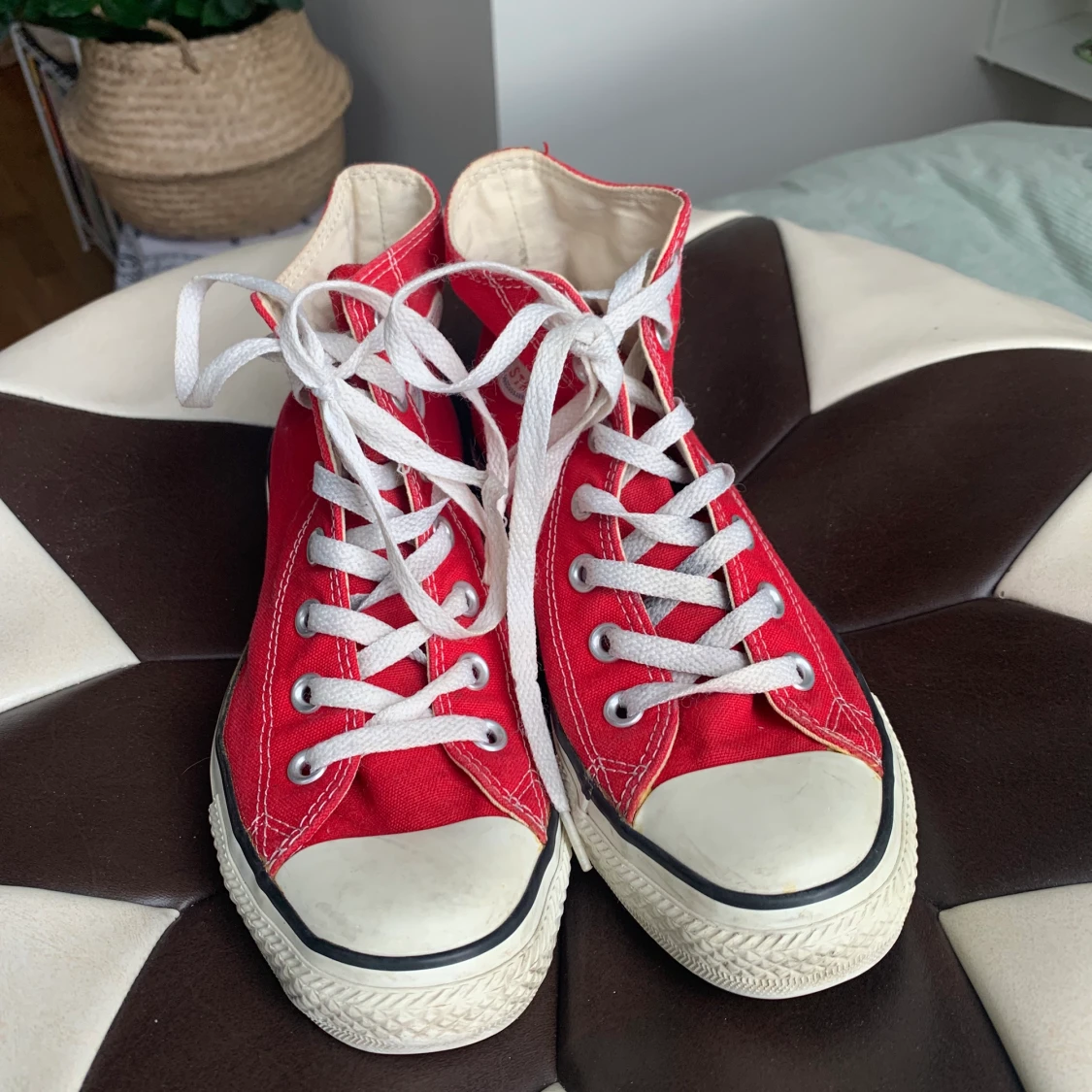 Äkta converse storlek 37,5
