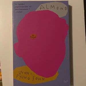 Bok - Boken ”Almond.” På engelska. I nyskick, inga skador alls. Frakten är inkluderad i priset!