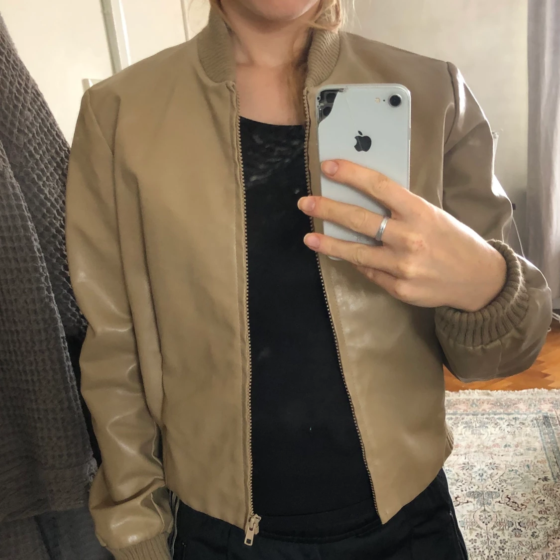 Beige bomberjacka  - 91