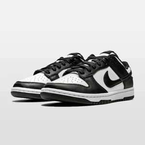 Nike dunk panda  - Helt nya, oanvända / storlek 41 från footlocker, kvitto finns 