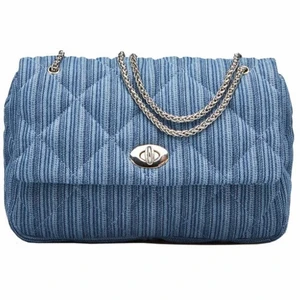 Becksöndergaard väska  - Jättefin rymlig väska som tyvärr inte kommer till användning. Den är i nyskick då jag inte använt den mer än 3 gånger💕