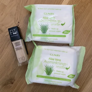Smink - Fit me foundation nr 110, två förpackningar sminkservetter, allt självklart oöppnat💕allt för 70kr, frakt 57kr💕