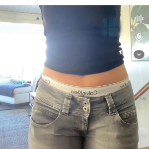 Pepe jeans  - storlek 28/32 passar xs/s supersnygga i nyskick! pris 500, kan diskuteras 