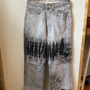 Weekday tiedye jeans - Perfekt skick