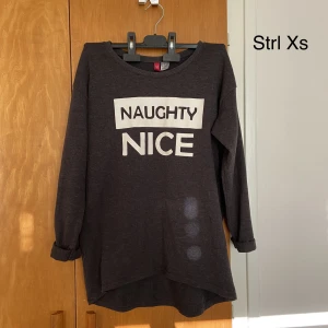 Tröja - Finns att hämta i Örebro. 