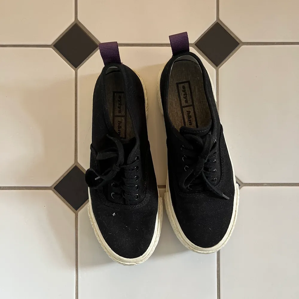 Eytys 37 black sneakers . Skor.