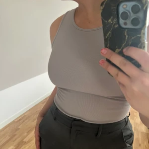 Grå/lila body - Body från missguided. Strl M men sitter tight så passar S/M.