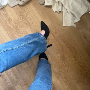 Svarta klackar - Såå fina i storlek 38! 