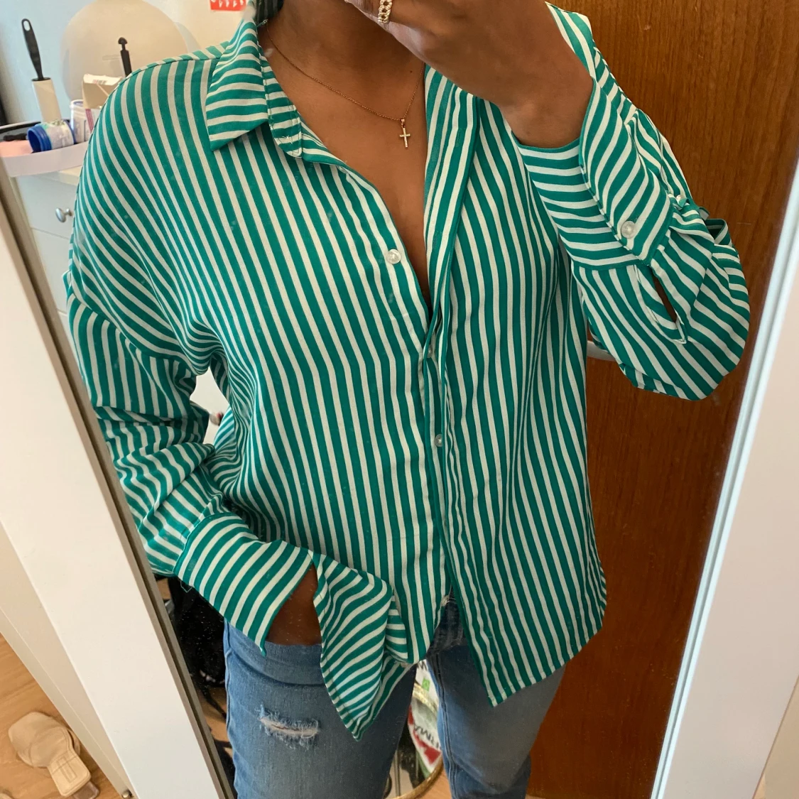 Grön randig skjorta