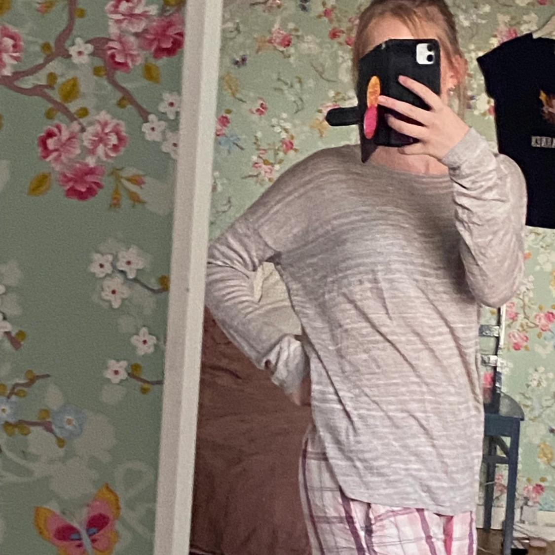 Enkel mysig långärmad tröja från HM - 91