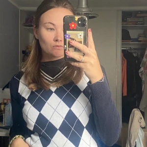 Gant sweater  - Stickad tröja från GANT, fint skick.  50kr + frakt Passar xs/S