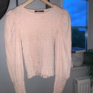 Topp - Rosa topp från Gina tricot  I stl xs  100kr +frakt 