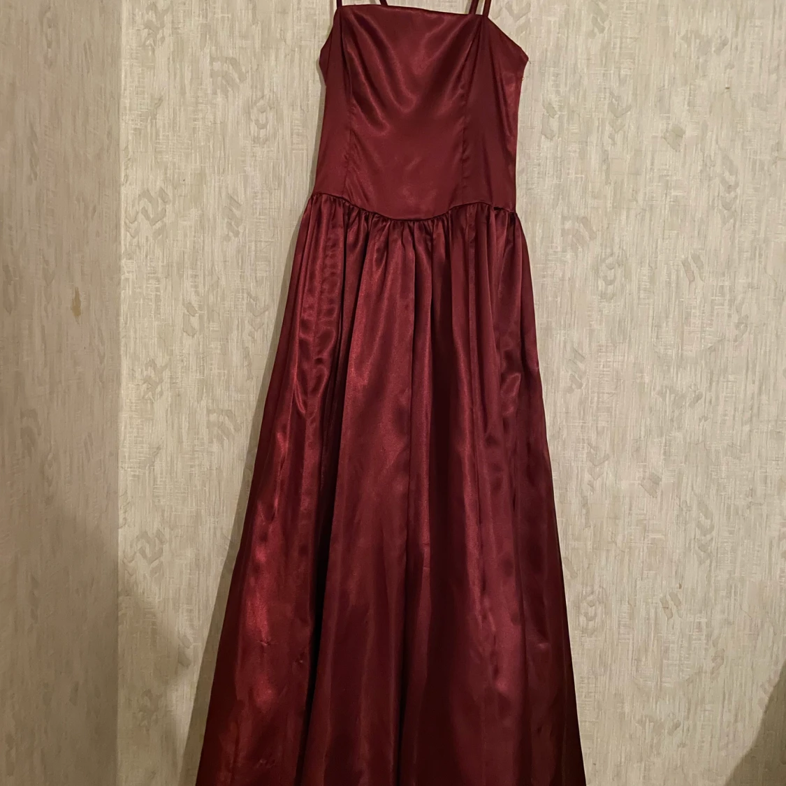 Nästan helt ny klänningen storlek 32