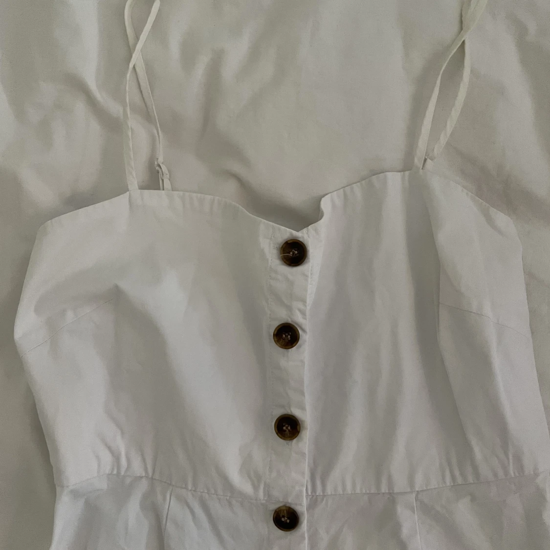 Klänning med knappar  - 90