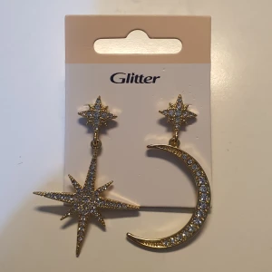 örhängen - helt nya och endast testade.köpt för 149kr och säljer för 50kr.