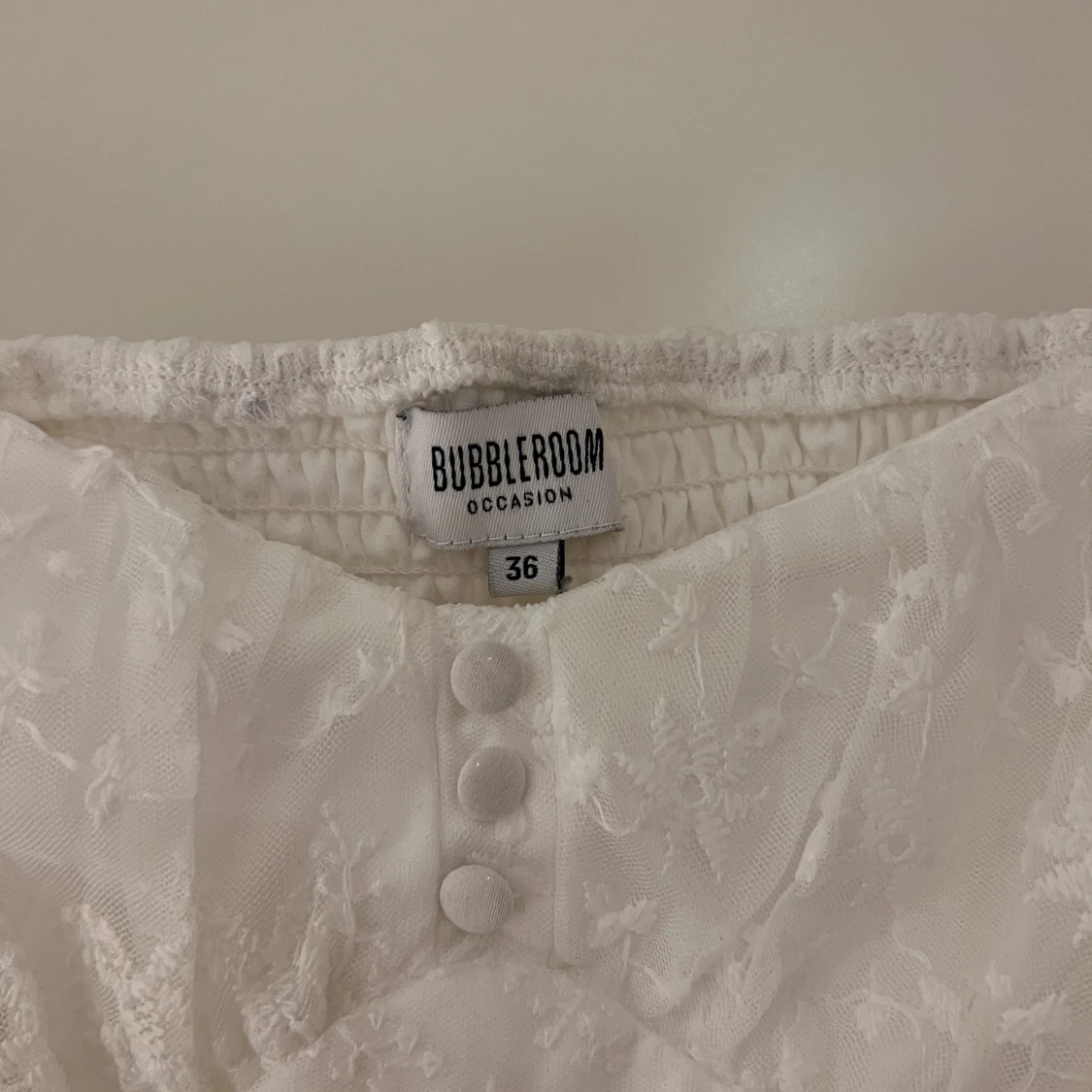 Vit klänning från Bubbleroom - 90