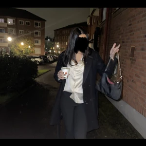 Kappa - Jag är 174cm och bär oftasy storlek S/M i överdelar.