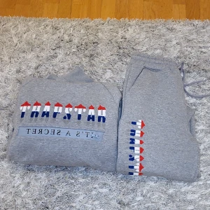 Trapstar tracksuit - Trapstar tracksuit i storlek M helr ny . Pris kan diskuteras!